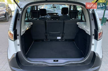 Минивэн Renault Scenic XMOD 2013 в 