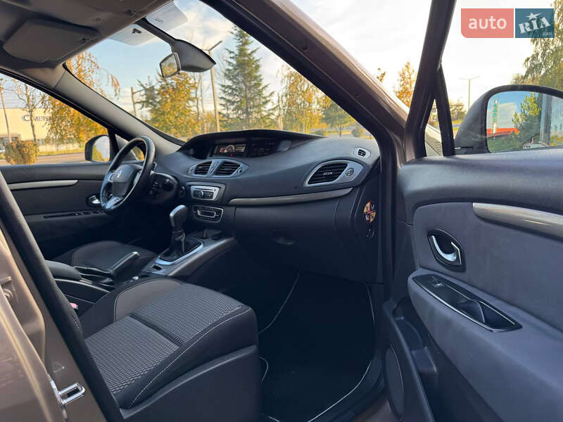 Минивэн Renault Scenic XMOD 2016 в Ивано-Франковске