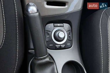 Минивэн Renault Scenic XMOD 2016 в 