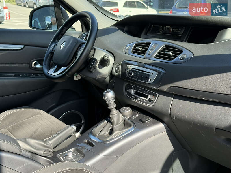 Мінівен Renault Scenic XMOD 2014 в Рівному