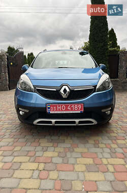 Минивэн Renault Scenic XMOD 2013 в 