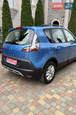 Минивэн Renault Scenic XMOD 2013 в 