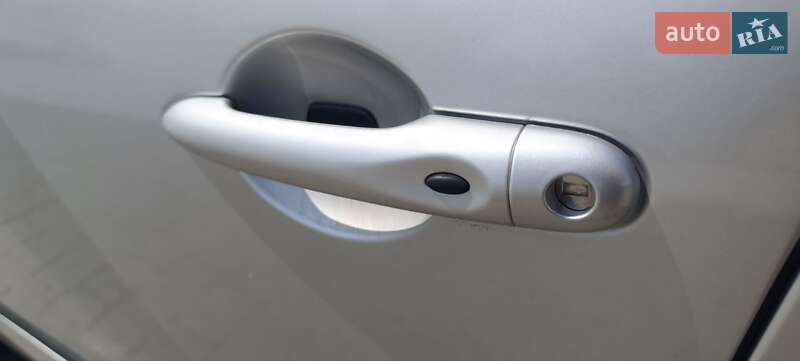 Мінівен Renault Scenic XMOD 2013 в Львові фото 25 Мінівен Renault Scenic XMOD 2013 в Львові