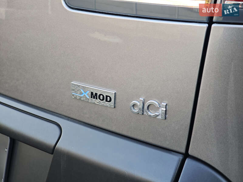 Минивэн Renault Scenic XMOD 2013 в Луцке фото 16 Минивэн Renault Scenic XMOD 2013 в Луцке