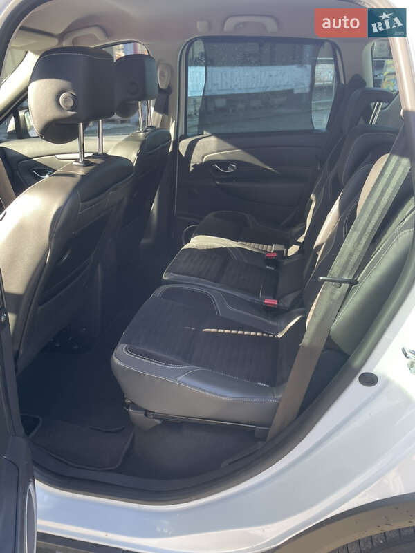Минивэн Renault Scenic XMOD 2013 в Калуше