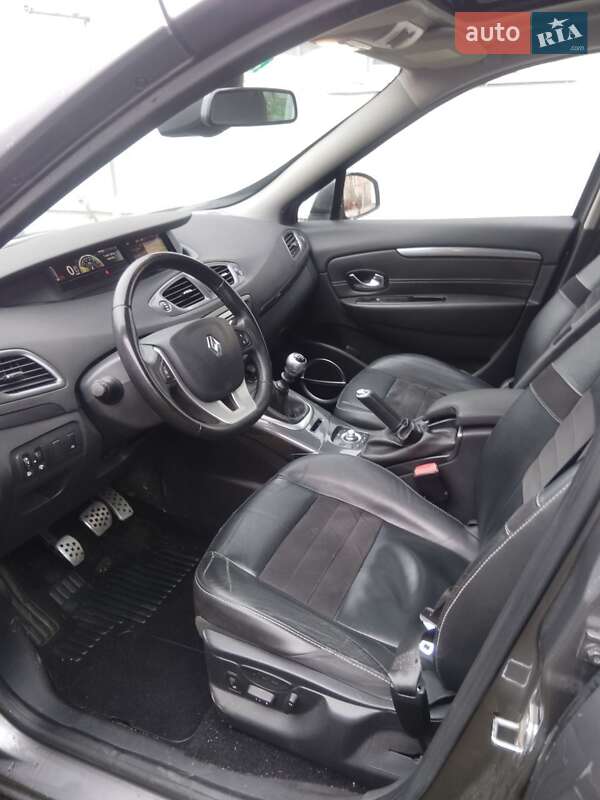 Минивэн Renault Scenic XMOD 2014 в Старой Выжевке