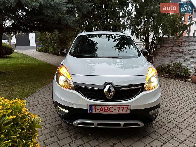 Мінівен Renault Scenic XMOD 2015 в Львові