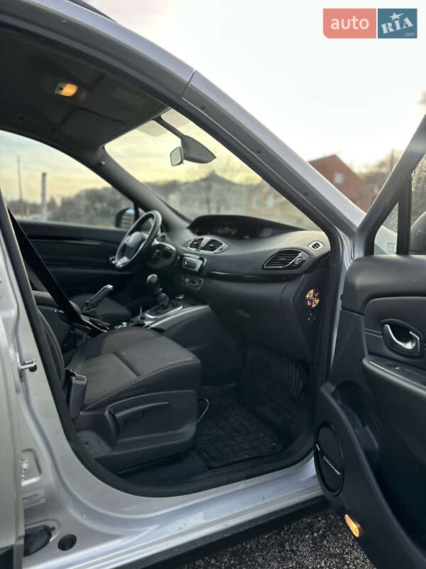 Минивэн Renault Scenic XMOD 2014 в Львове