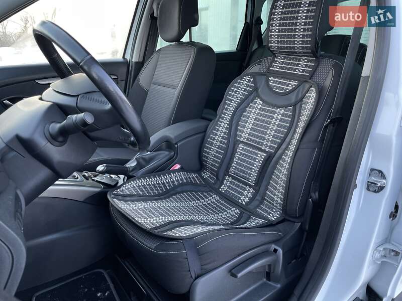 Мінівен Renault Scenic XMOD 2013 в Бердичеві