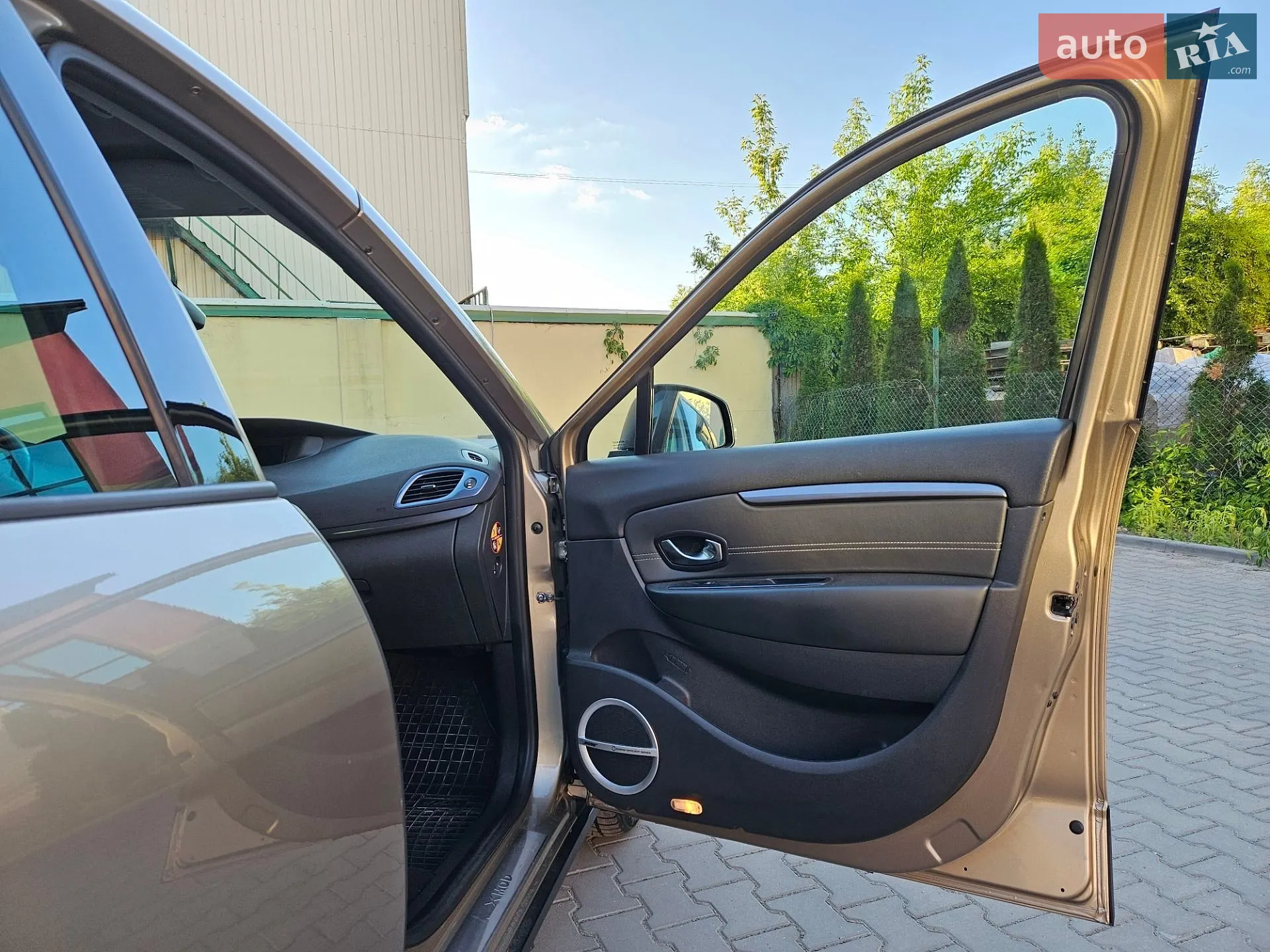 2014 Renault Scenic - мініатюра 24