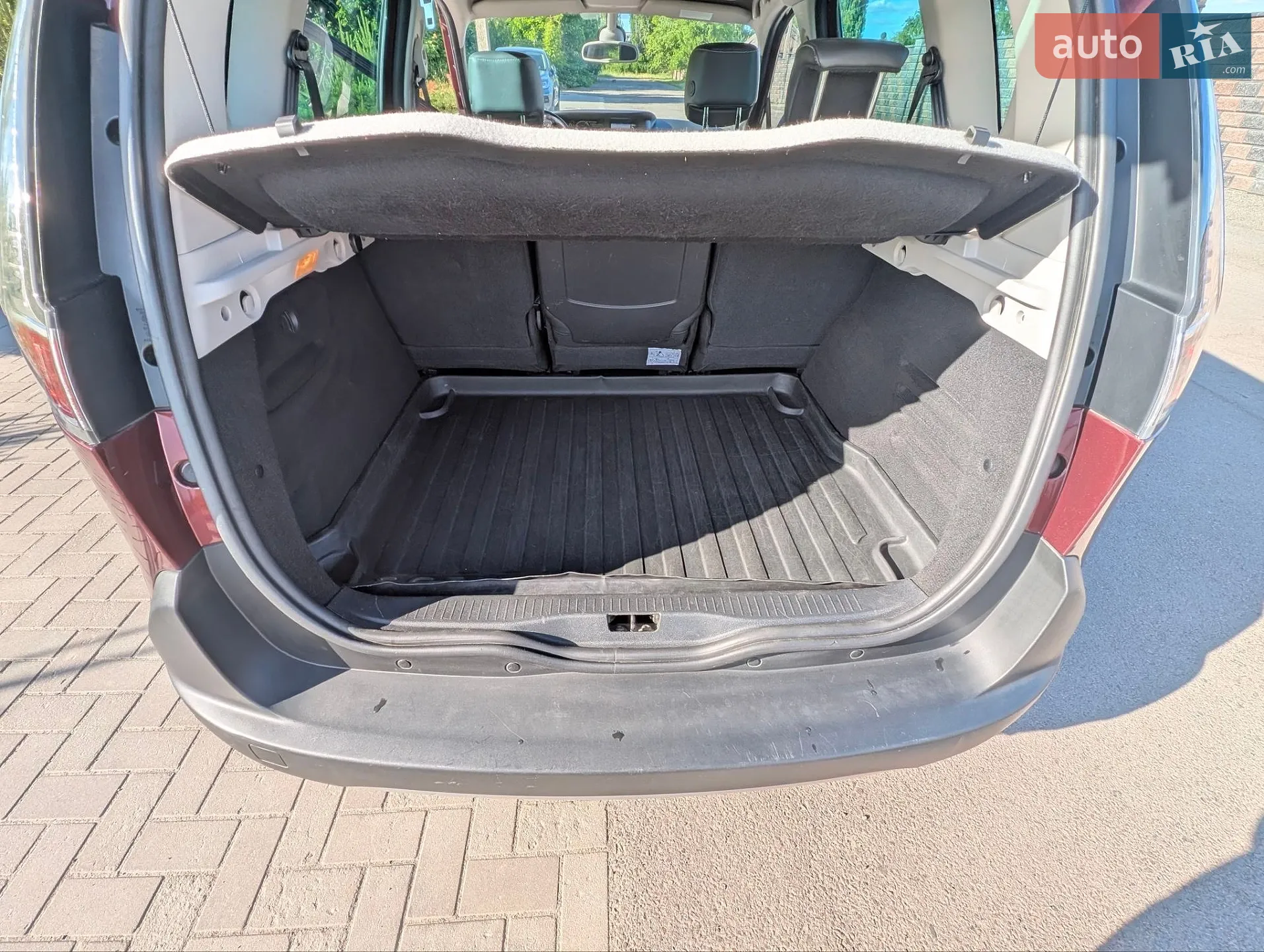 2014 Renault Scenic - мініатюра 20