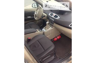 Универсал Renault Scenic 2011 в 