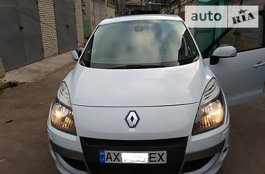 Минивэн Renault Scenic 2011 в Харькове