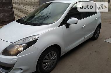 Минивэн Renault Scenic 2011 в Харькове