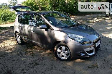 Renault Scenic 2012