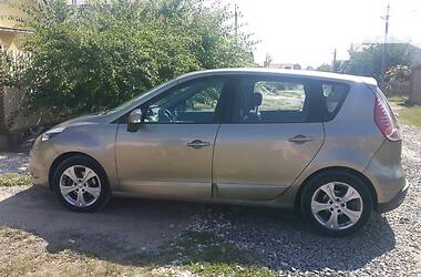 Renault Scenic 2012