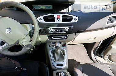 Минивэн Renault Scenic 2010 в Межгорье