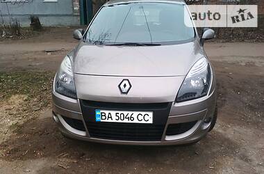 Минивэн Renault Scenic 2011 в Кропивницком