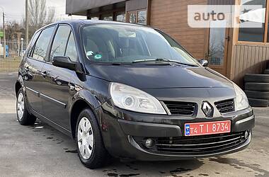 Хетчбек Renault Scenic 2008 в 