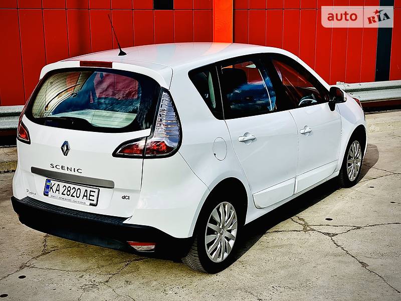Хетчбек Renault Scenic 2014 в Києві