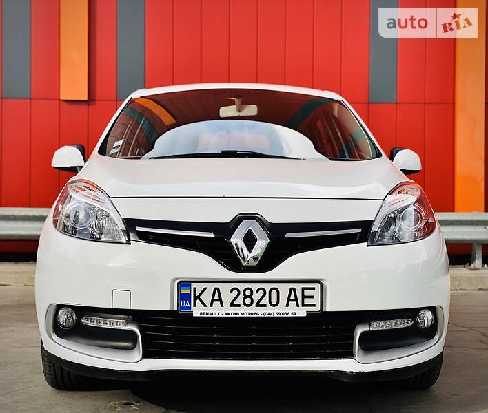 Хетчбек Renault Scenic 2014 в Києві