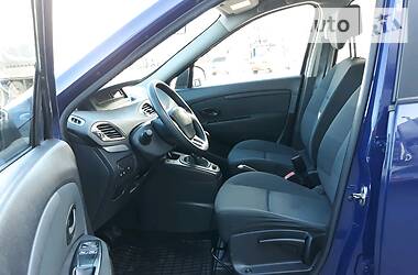 Мінівен Renault Scenic 2011 в 