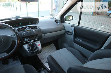 Минивэн Renault Scenic 2006 в 