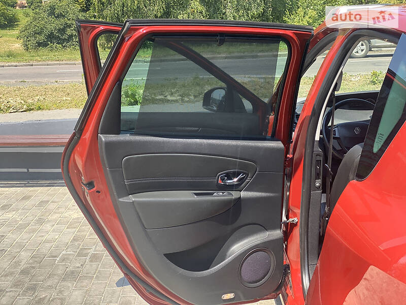Універсал Renault Scenic 2013 в Рівному фото 12 Універсал Renault Scenic 2013 в Рівному