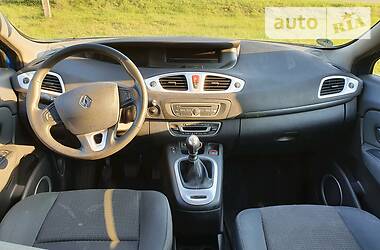 Минивэн Renault Scenic 2009 в Луцке