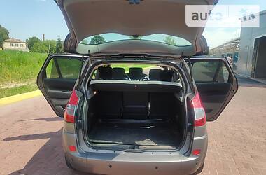 Универсал Renault Scenic 2009 в Ровно