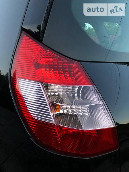 Мінівен Renault Scenic 2004 в Вінниці