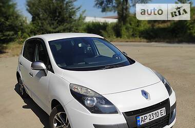 Минивэн Renault Scenic 2011 в Запорожье