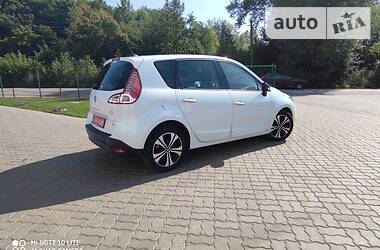 Минивэн Renault Scenic 2011 в Нововолынске