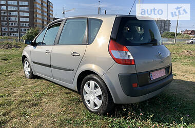 Минивэн Renault Scenic 2005 в Ровно