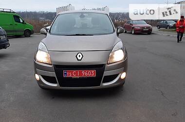 Минивэн Renault Scenic 2011 в Киеве