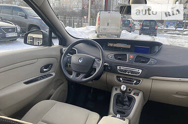 Хетчбек Renault Scenic 2011 в Тернополі