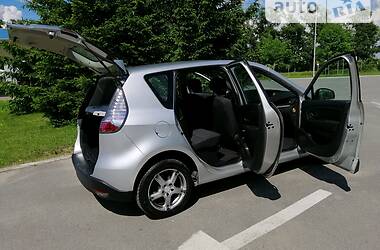 Хэтчбек Renault Scenic 2012 в Бердичеве