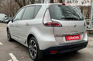 Мінівен Renault Scenic 2015 в Києві