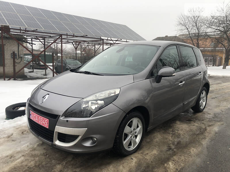 Минивэн Renault Scenic 2010 в Кривом Роге