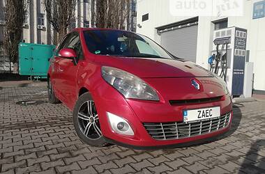 Минивэн Renault Scenic 2009 в Умани