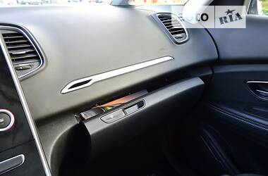 Мінівен Renault Scenic 2016 в 