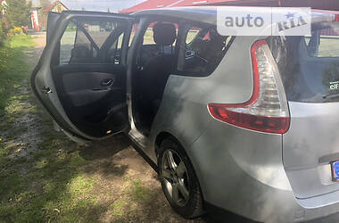 Минивэн Renault Scenic 2011 в Харькове