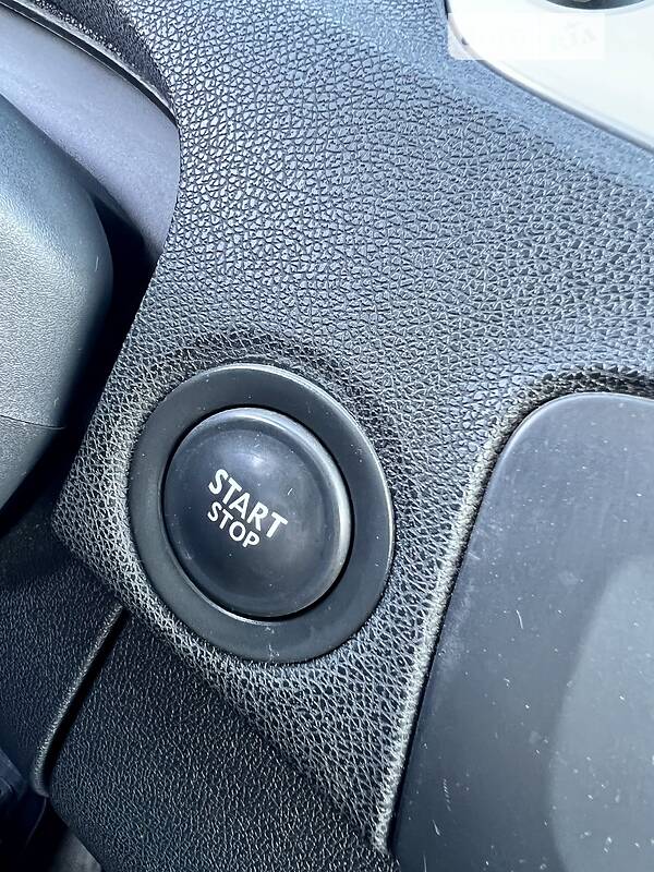 Мінівен Renault Scenic 2009 в Чернівцях