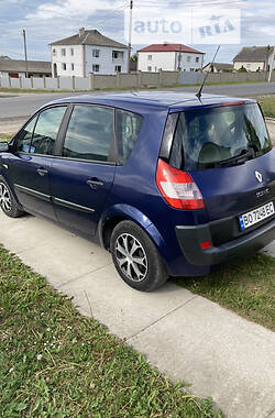 Минивэн Renault Scenic 2003 в Бучаче