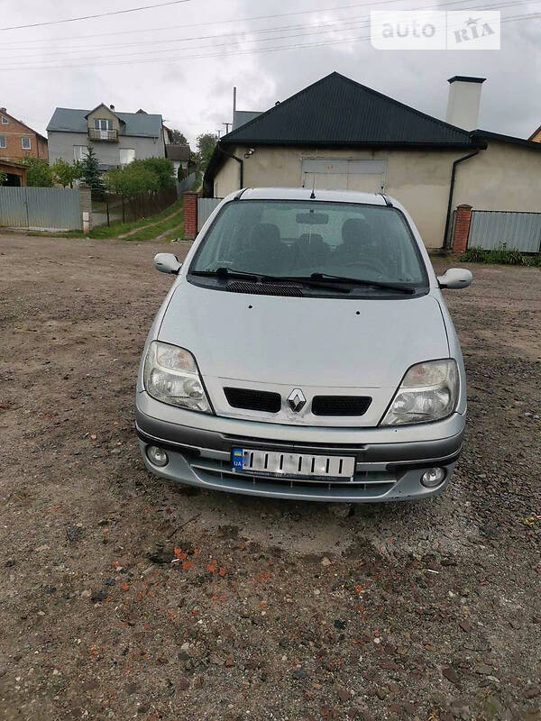 Мінівен Renault Scenic 2003 в Львові