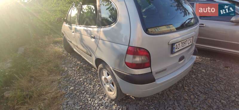 Минивэн Renault Scenic 2002 в Мукачево