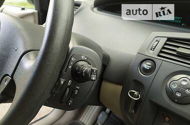 Минивэн Renault Scenic 2006 в 
