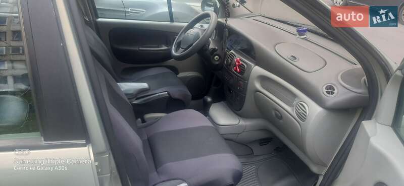 Мінівен Renault Scenic 2004 в Києві