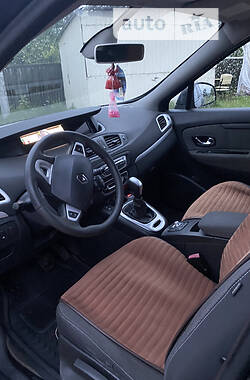 Минивэн Renault Scenic 2011 в Брусилове