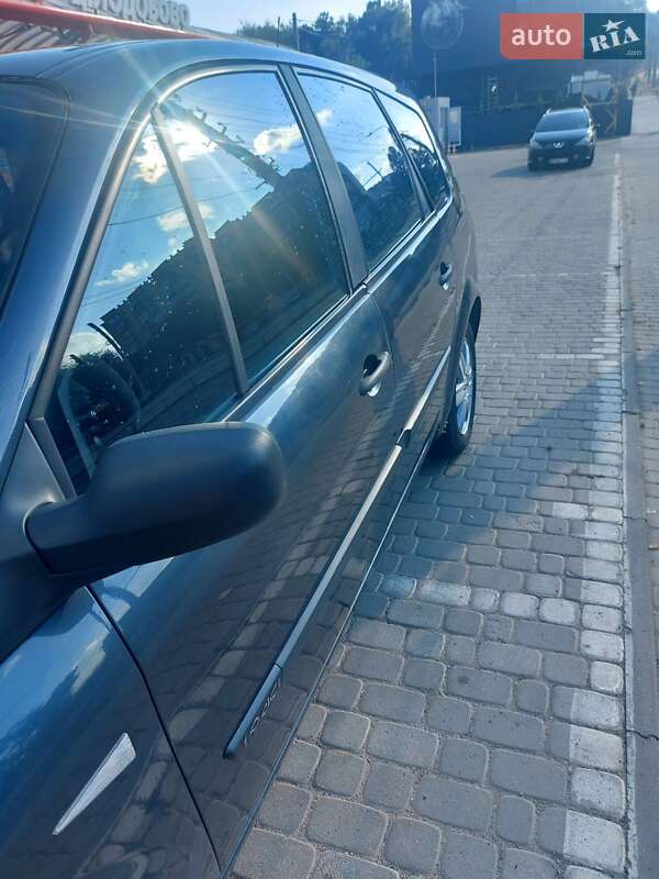 Мінівен Renault Scenic 2006 в Хмельницькому